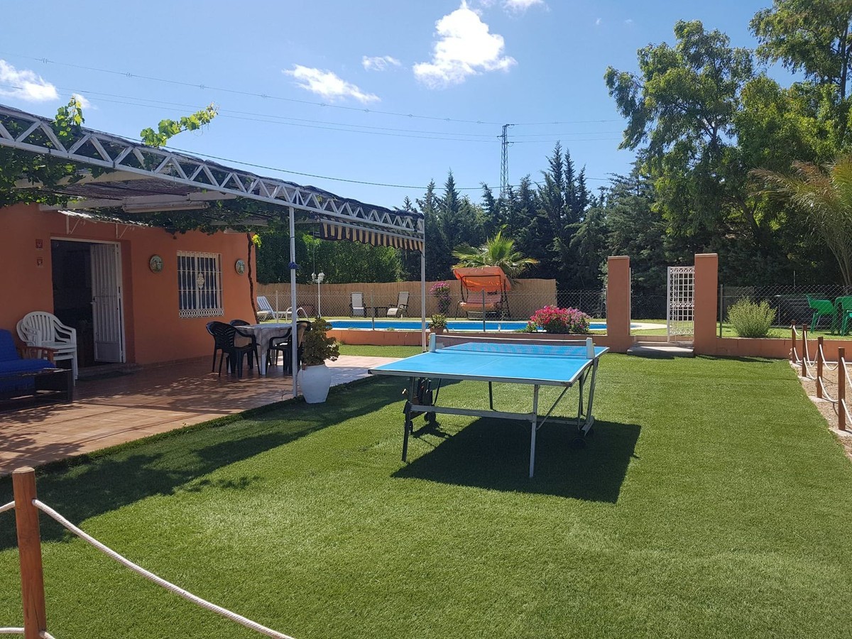 Ardales, Málaga, Costa del Sol – House – Detached Villa